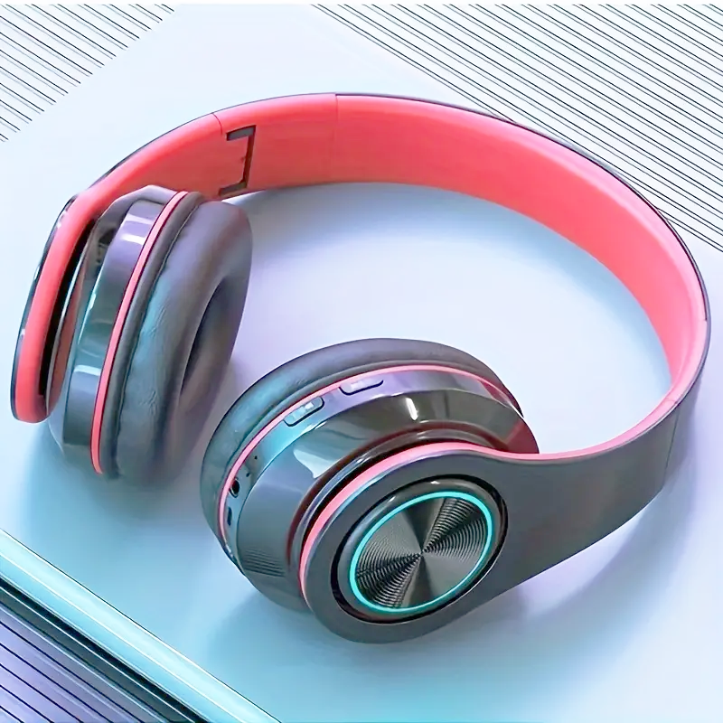 Luminous wireless headphones with LED lighting, wired and wireless functionality, and built-in microphone for communication and study.